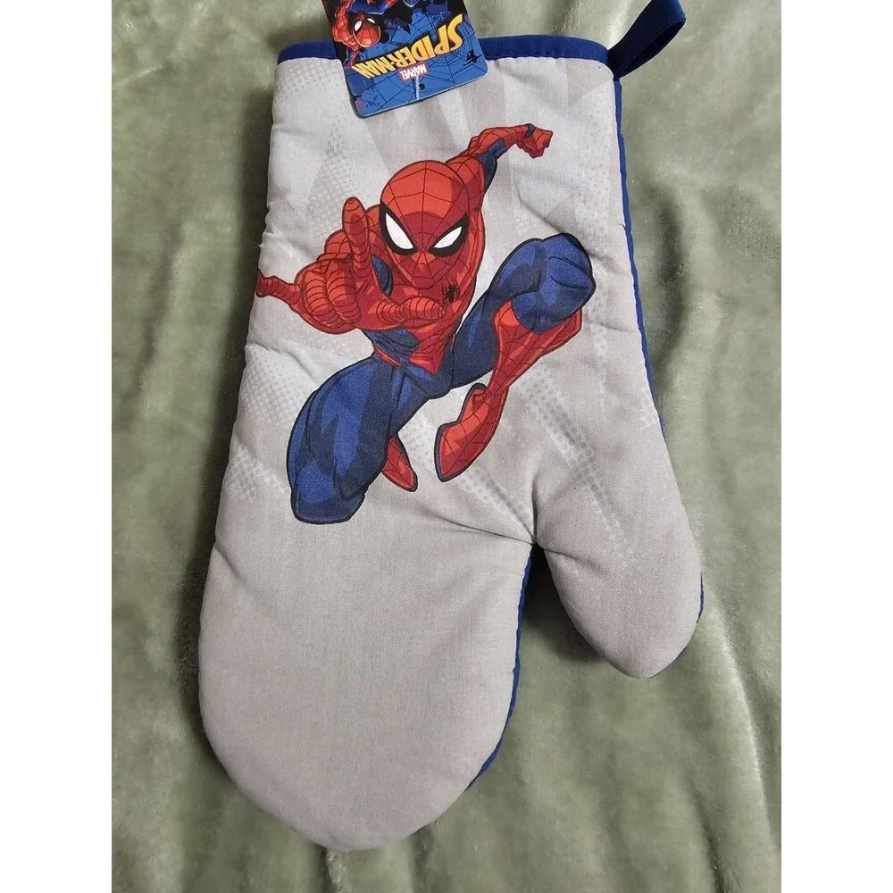 Lot of Two Marvel Spiderman Oven Mitts & a Sink Strainer NEW